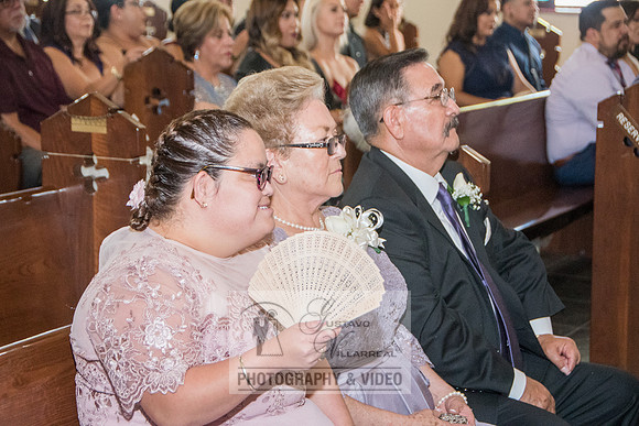 Beatriz and Eric wedding photographers, videographers, quinceaner