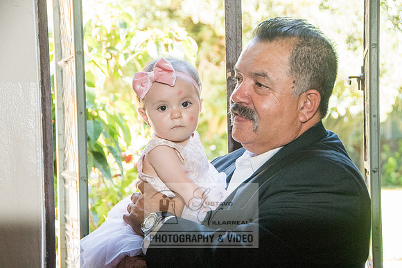 Beatriz and Eric wedding photographers, videographers, quinceaner
