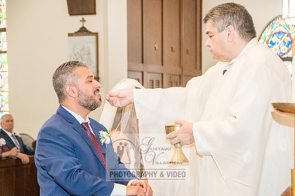 Beatriz and Eric wedding photographers, videographers, quinceaner