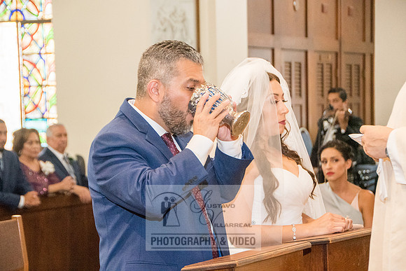Beatriz and Eric wedding photographers, videographers, quinceaner