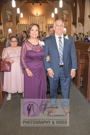 Beatriz and Eric wedding photographers, videographers, quinceaner