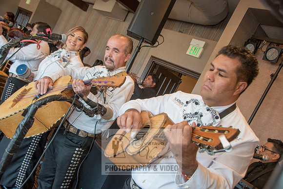 Beatriz and Eric wedding photographers, videographers, quinceaner