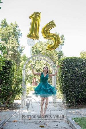 Brianna Gonzalez quinceanera photography session at Heritage Park in Santa Fe Springs Ca.