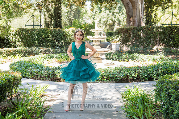 Brianna Gonzalez quinceanera photography session at Heritage Park in Santa Fe Springs Ca.