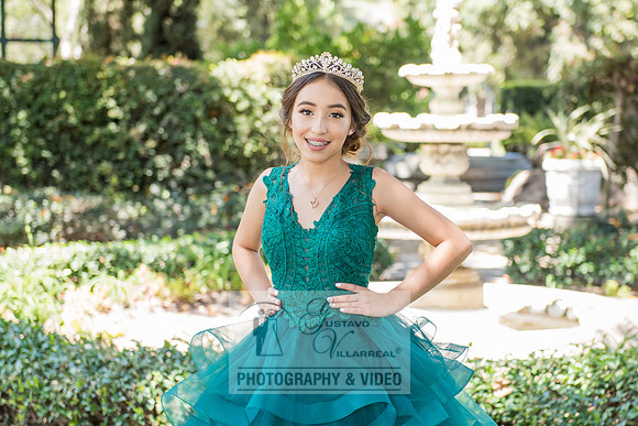 Brianna Gonzalez quinceanera photography session at Heritage Park in Santa Fe Springs Ca.