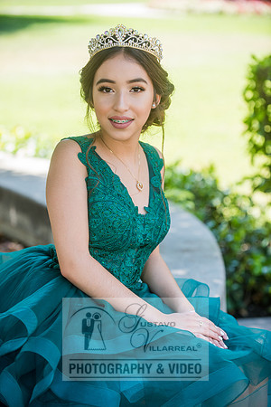 Brianna Gonzalez quinceanera photography session at Heritage Park in Santa Fe Springs Ca.