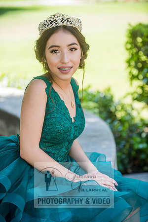 Brianna Gonzalez quinceanera photography session at Heritage Park in Santa Fe Springs Ca.