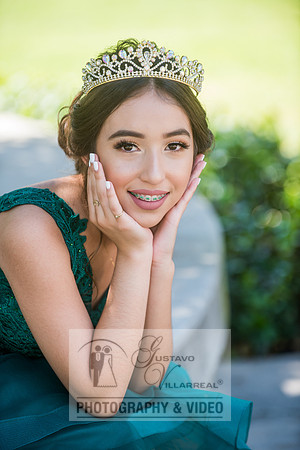 Brianna Gonzalez quinceanera photography session at Heritage Park in Santa Fe Springs Ca.