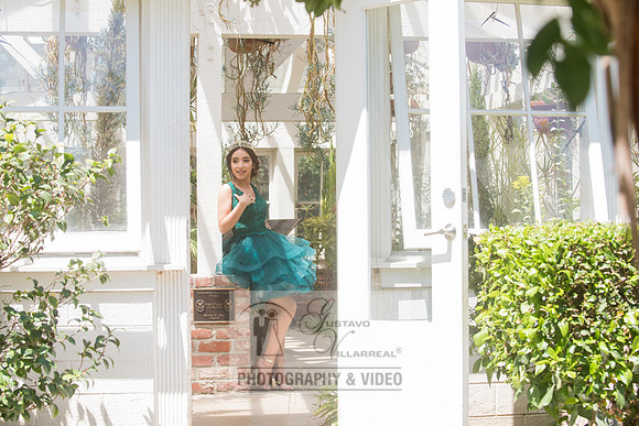 Brianna Gonzalez quinceanera photography session at Heritage Park in Santa Fe Springs Ca.