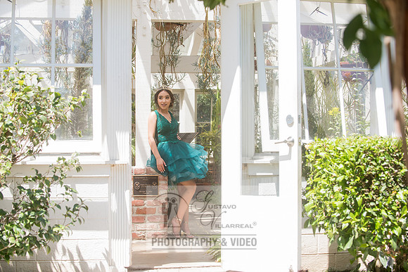Brianna Gonzalez quinceanera photography session at Heritage Park in Santa Fe Springs Ca.