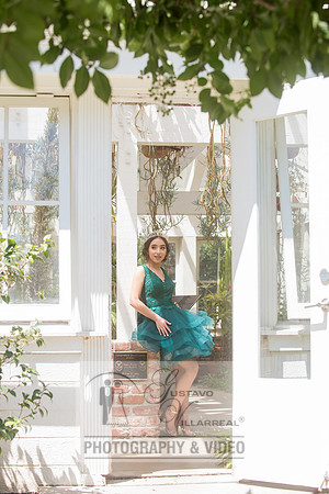Brianna Gonzalez quinceanera photography session at Heritage Park in Santa Fe Springs Ca.