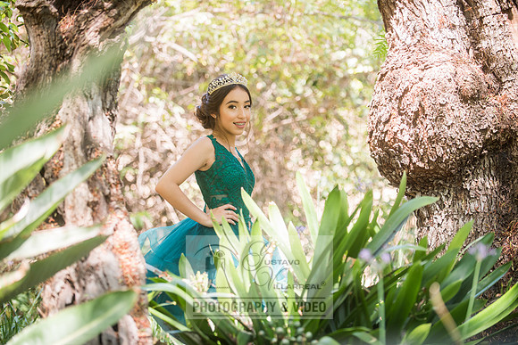 Brianna Gonzalez quinceanera photography session at Heritage Park in Santa Fe Springs Ca.