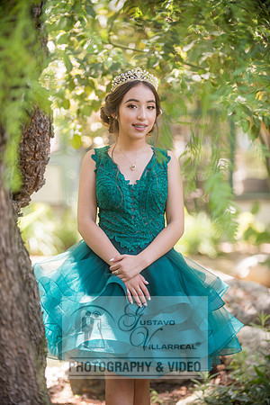 Brianna Gonzalez quinceanera photography session at Heritage Park in Santa Fe Springs Ca.