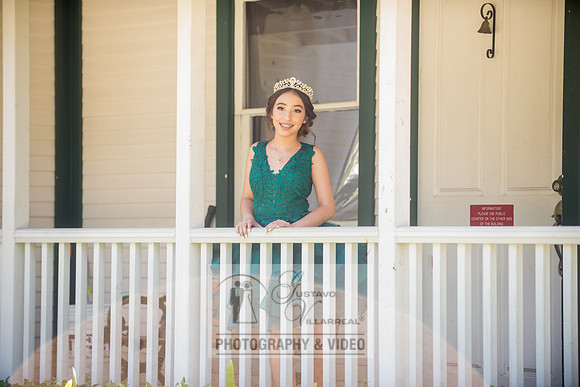 Brianna Gonzalez quinceanera photography session at Heritage Park in Santa Fe Springs Ca.
