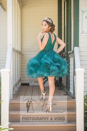 Brianna Gonzalez quinceanera photography session at Heritage Park in Santa Fe Springs Ca.