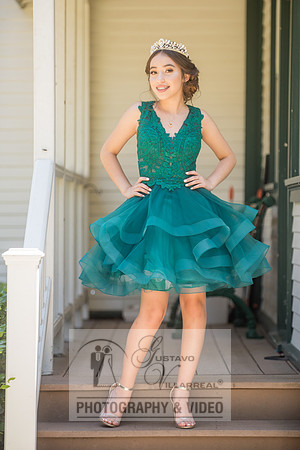 Brianna Gonzalez quinceanera photography session at Heritage Park in Santa Fe Springs Ca.