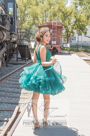 Brianna Gonzalez quinceanera photography session at Heritage Park in Santa Fe Springs Ca.