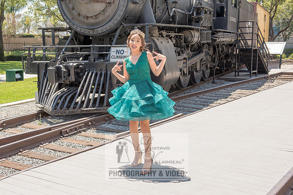 Brianna Gonzalez quinceanera photography session at Heritage Park in Santa Fe Springs Ca.