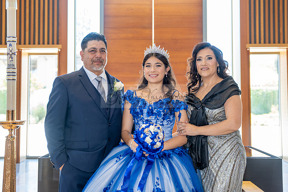 Violeta Noemi quinceanera celebration, photographer , videographer in Hacienda Heights Ca, Montebello Ca, Gustavo Villarreal Photography, 323-633-8283, www.gvphotoandvideo.com