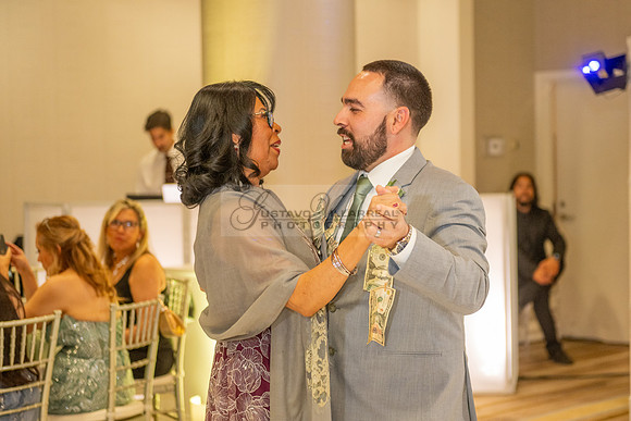 LINK-#1-Stephanie and Albert wedding photography, celebration at Sonesta Redondo Beach and Marina in Redondo Beach Ca, photographer, videographer, Gustavo Villarreal, 323-633-8283, www.gvphotoandvideo