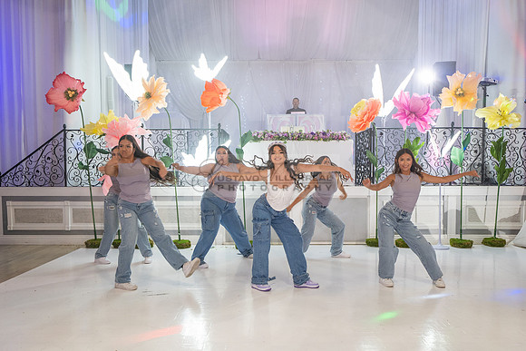LINK #2-Janelle Ornelas, Sweet Sixteen, quinceanera, celebration at El Palacio Hall in south El Monte Ca, Gustavo Villarreal Photography, 323-633-8283, www.gvphotoandvideo.com