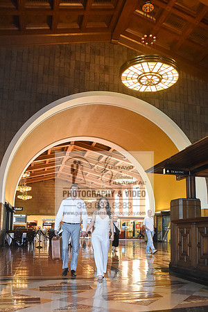 engagement photos at Union Station Downtown Los Angeles, Weddings photography, Quinceaneras photo and video in Los Angeles, Sweet Sixteens photography in Pasadena, 323-633-8283, www.gustavovillarreal