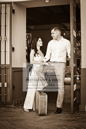 engagement photos at Union Station Downtown Los Angeles, Weddings photography, Quinceaneras photo and video in Los Angeles, Sweet Sixteens photography in Pasadena, 323-633-8283, www.gustavovillarreal