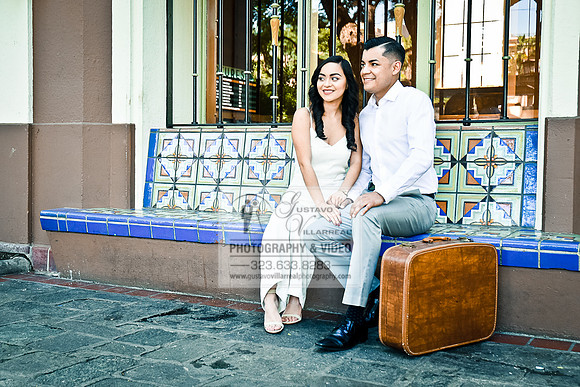 engagement photos at Union Station Downtown Los Angeles, Weddings photography, Quinceaneras photo and video in Los Angeles, Sweet Sixteens photography in Pasadena, 323-633-8283, www.gustavovillarreal