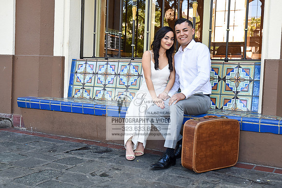 engagement photos at Union Station Downtown Los Angeles, Weddings photography, Quinceaneras photo and video in Los Angeles, Sweet Sixteens photography in Pasadena, 323-633-8283, www.gustavovillarreal