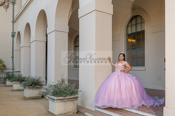 Camila Pacheco quinceanera, sweet 16, photo session in Pasadena City Hall in Pasadena California, photography and videography by Gustavo Villarreal photographer, 323-633-8283, www.gvphotoandvideo.com