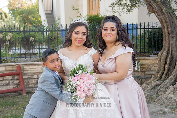Allison-Quinceanera-photography-videography-at-Del-Banquet-Hall-
