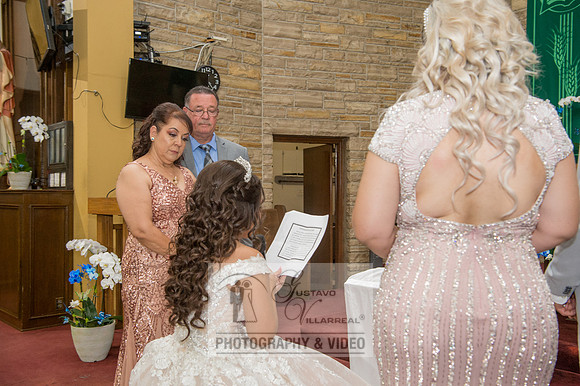 Allison-Quinceanera-photography-videography-at-Del-Banquet-Hall-