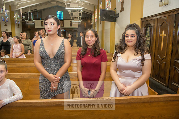 Allison-Quinceanera-photography-videography-at-Del-Banquet-Hall-