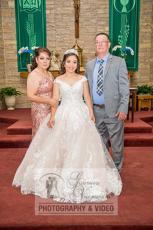 Allison-Quinceanera-photography-videography-at-Del-Banquet-Hall-