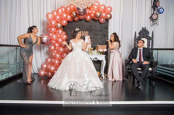 Allison-Quinceanera-photography-videography-at-Del-Banquet-Hall-