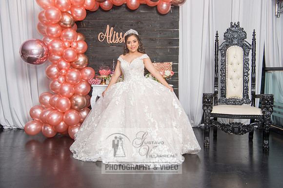 Allison-Quinceanera-photography-videography-at-Del-Banquet-Hall-