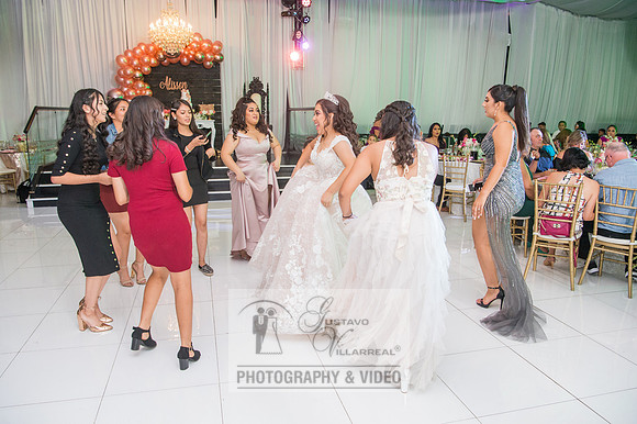 Allison-Quinceanera-photography-videography-at-Del-Banquet-Hall-