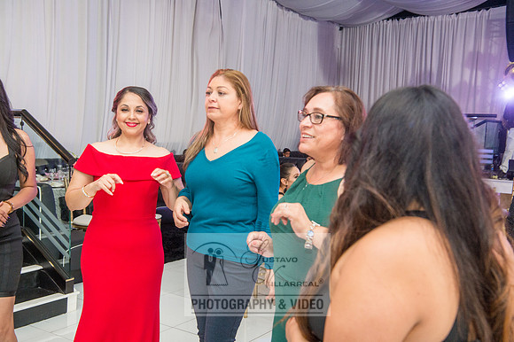 Allison-Quinceanera-photography-videography-at-Del-Banquet-Hall-