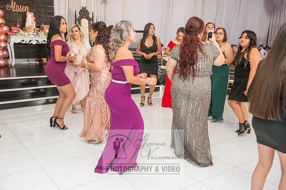 Allison-Quinceanera-photography-videography-at-Del-Banquet-Hall-
