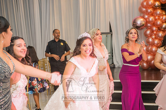 Allison-Quinceanera-photography-videography-at-Del-Banquet-Hall-