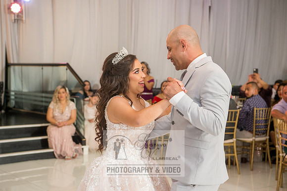 Allison-Quinceanera-photography-videography-at-Del-Banquet-Hall-
