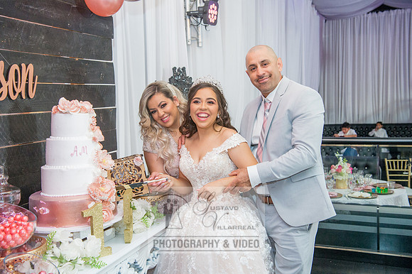 Allison-Quinceanera-photography-videography-at-Del-Banquet-Hall-