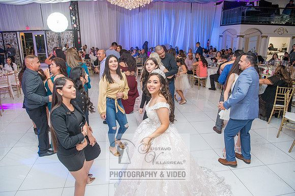 Allison-Quinceanera-photography-videography-at-Del-Banquet-Hall-