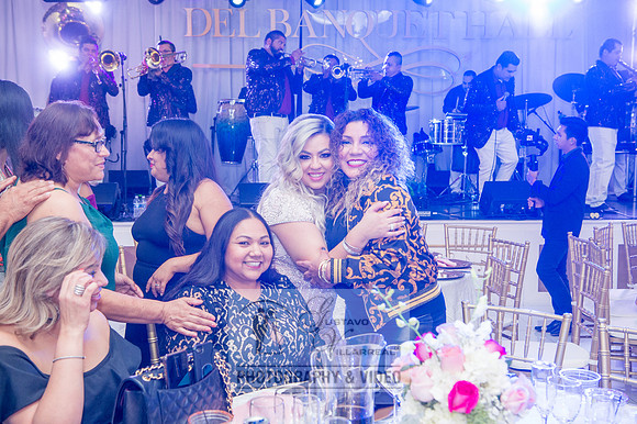 Allison-Quinceanera-photography-videography-at-Del-Banquet-Hall-