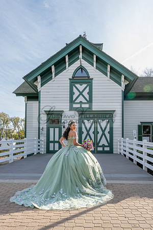 Geannah Gonzalez quinceanera, sweet 16, photo shoot at Heritage Park in Santa Fe Springs Ca. Gustavo Villarreal Photography, 323-633-8283