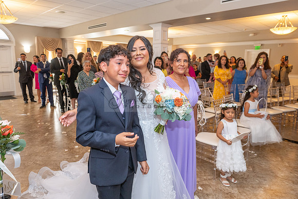 Juan and Kenia wedding celebration, reception at The White House banquet Hall in Anaheim Ca, photography and videography by Gustavo Villarreal Photographer, 323-633-8283, www.gvphotoandvideo.com