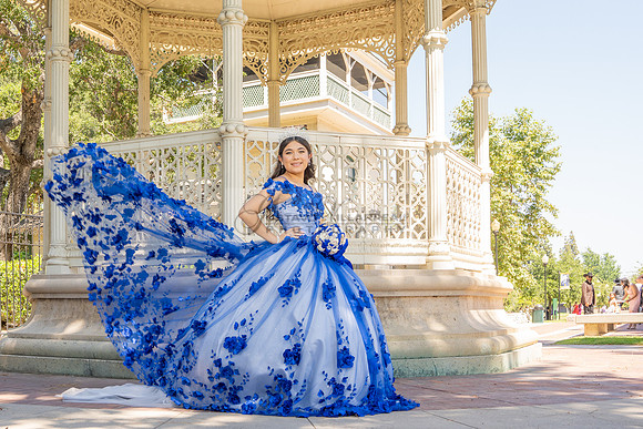 Violeta Noemi quinceanera celebration, photographer , videographer in Hacienda Heights Ca, Montebello Ca, Gustavo Villarreal Photography, 323-633-8283, www.gvphotoandvideo.com