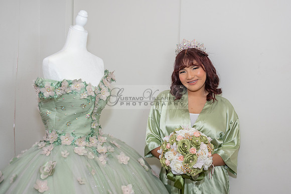 Jade Perez quinceanera celebration photography, videography in Montebello Ca, Whittier Ca by Gustavo Villarreal Photography, 323-633-8283, www.gvphotoandvideo.com