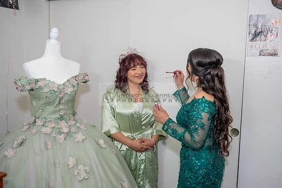 Jade Perez quinceanera celebration photography, videography in Montebello Ca, Whittier Ca by Gustavo Villarreal Photography, 323-633-8283, www.gvphotoandvideo.com