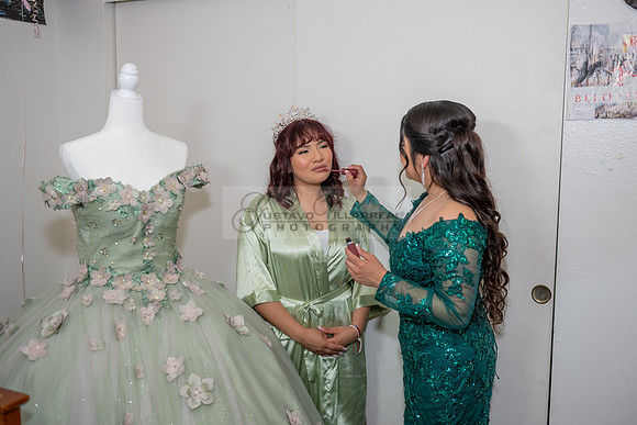 Jade Perez quinceanera celebration photography, videography in Montebello Ca, Whittier Ca by Gustavo Villarreal Photography, 323-633-8283, www.gvphotoandvideo.com